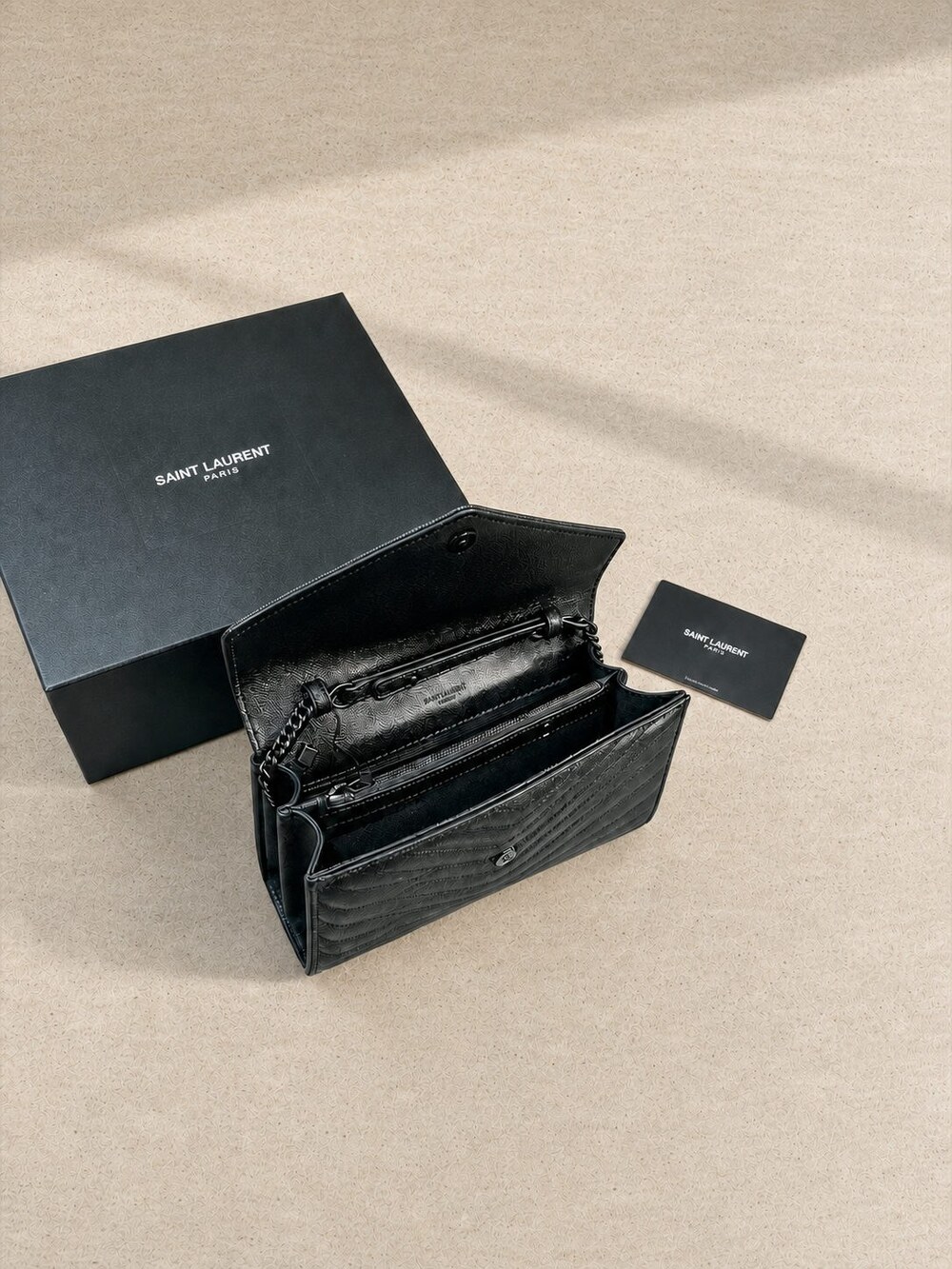 Yves Saint Laurent Envelope Black Quilted Leather Chain Wallet - Picture 4 of 5